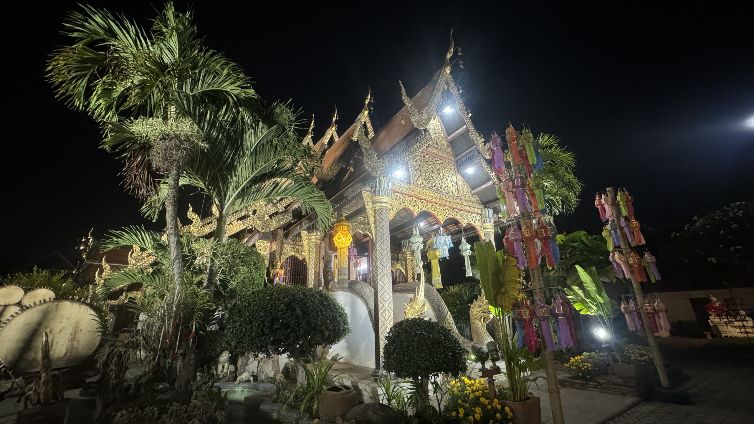 タイの祝日とチェンマイの様子を表にしました