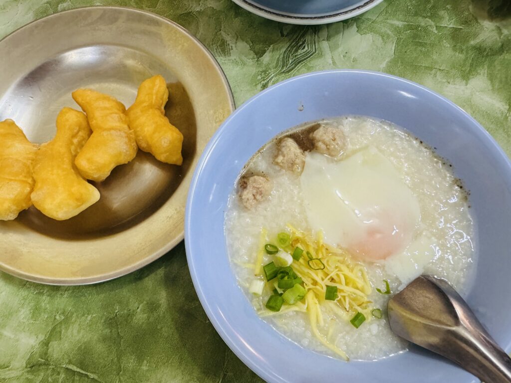 チェンマイの安くて美味しい朝ごはん